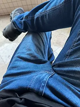 XUCRUTES42 online show from 02/03/26, 08:58