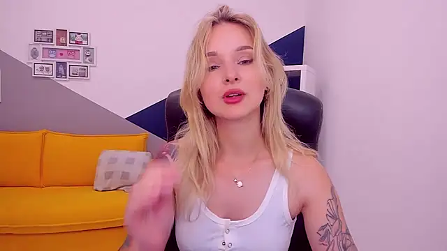 LilFleurish online show from 06/11/26, 04:21