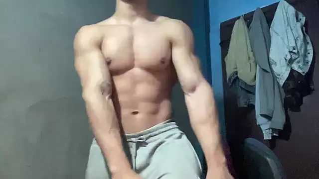 Snapshot of veilofstrength chatting on 10/17/25, 09:06 veilofstrength online show from 10/17/25, 09:06