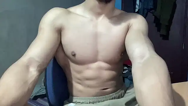 Snapshot of veilofstrength chatting on 11/04/25, 08:24 veilofstrength online show from 11/04/25, 08:24