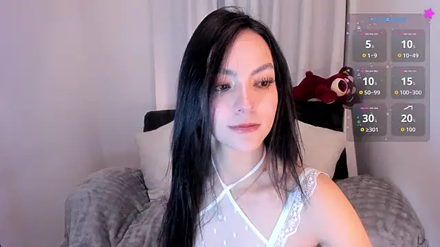 Snapshot of sarah_saenz_ chatting on 05/20/26, 04:51 sarah saenz online show from 05/20/26, 04:51