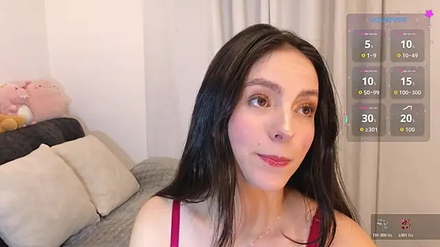 sarah saenz  online show from 06/30/26, 06:58