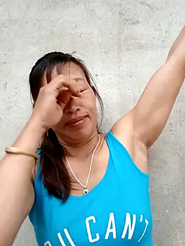 Snapshot of ngocngoc_cute chatting on 09/09/25, 03:17 ngocngoc cute online show from 09/09/25, 03:17