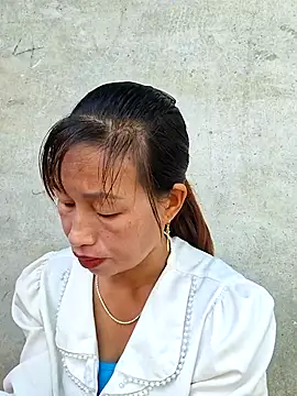 Snapshot of ngocngoc_cute chatting on 10/05/25, 12:42 ngocngoc cute online show from 10/05/25, 12:42