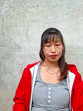 Snapshot of ngocngoc_cute chatting on 10/16/25, 08:04 ngocngoc cute online show from 10/16/25, 08:04