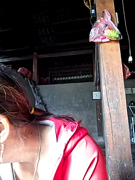 Snapshot of ngocngoc_cute chatting on 10/16/25, 11:50 ngocngoc cute online show from 10/16/25, 11:50