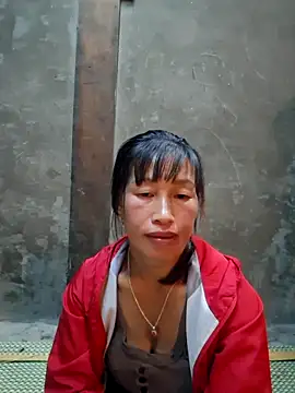 Snapshot of ngocngoc_cute chatting on 10/23/25, 12:59 ngocngoc cute online show from 10/23/25, 12:59