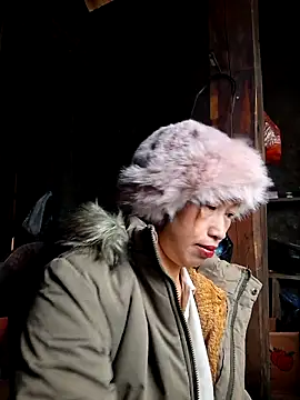 Snapshot of ngocngoc_cute chatting on 11/05/25, 12:54 ngocngoc cute online show from 11/05/25, 12:54