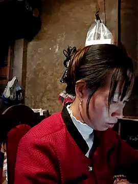 Snapshot of ngocngoc_cute chatting on 11/12/25, 01:11 ngocngoc cute online show from 11/12/25, 01:11