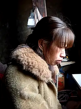 Snapshot of ngocngoc_cute chatting on 11/20/25, 12:33 ngocngoc cute online show from 11/20/25, 12:33