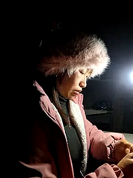 Snapshot of ngocngoc_cute chatting on 11/23/25, 01:22 ngocngoc cute online show from 11/23/25, 01:22