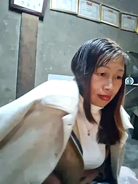 Snapshot of ngocngoc_cute chatting on 11/29/25, 01:14 ngocngoc cute online show from 11/29/25, 01:14