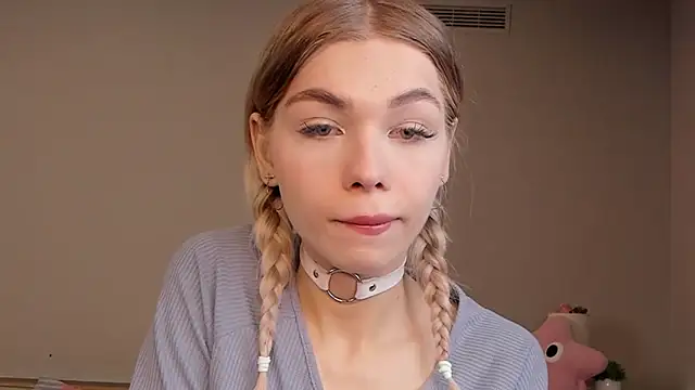 Blondy Fina online show from 04/16/26, 04:24