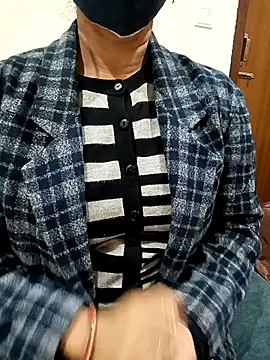 soni yhakur online show from 12/20/25, 10:00