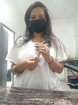 soni yhakur online show from 04/24/26, 01:08