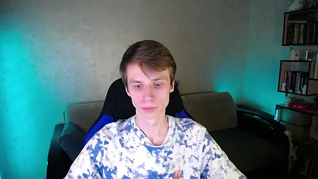 Snapshot of yes_cute_boy_ chatting on 04/10/26, 03:28 yes cute boy online show from 04/10/26, 03:28