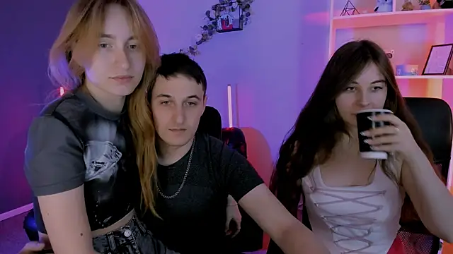 lilith diva online show from 04/23/26, 07:27