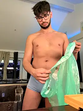 Gipsyboysteve online show from 11/19/25, 06:02