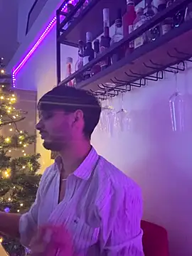 Gipsyboysteve online show from 12/22/25, 07:44