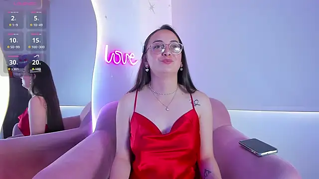 selene swee online show from 09/17/25, 05:47