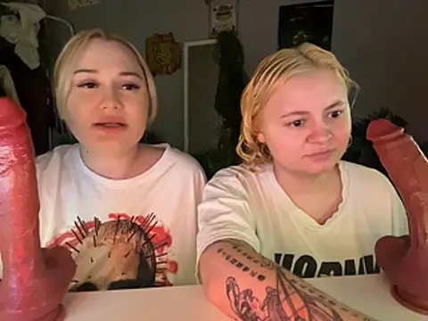 MoonIvy  online show from 02/21/26, 05:25