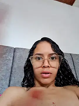Snapshot of Britany_Sweety chatting on 10/22/25, 07:46 Britany Sweety online show from 10/22/25, 07:46