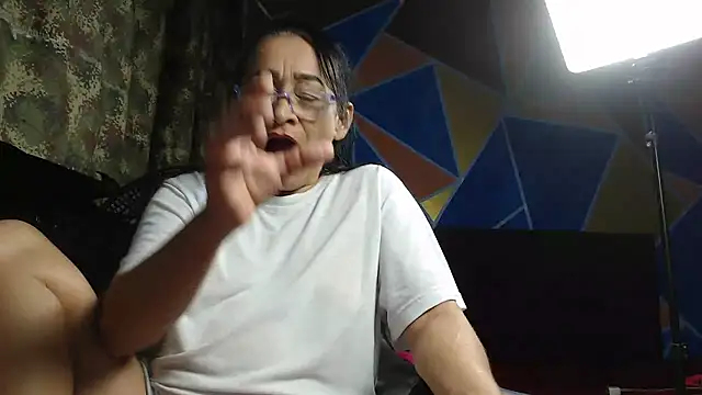 maggi hotsson online show from 01/08/26, 10:34