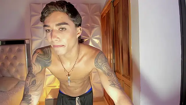 Snapshot of Wyatt_Rose chatting on 11/29/25, 03:42 Wyatt Rose online show from 11/29/25, 03:42