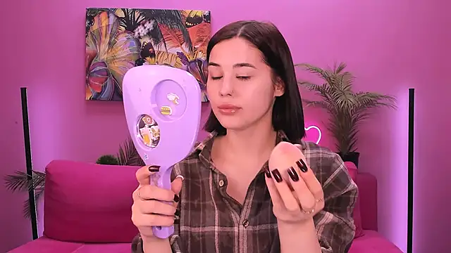 lil angel  online show from 11/23/25, 08:58