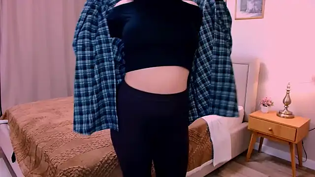 lil angel  online show from 02/09/26, 02:32