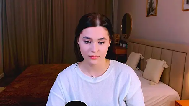 lil angel  online show from 03/25/26, 09:54