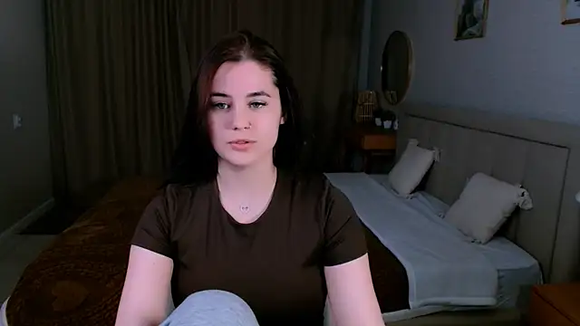 lil angel  online show from 04/05/26, 10:29