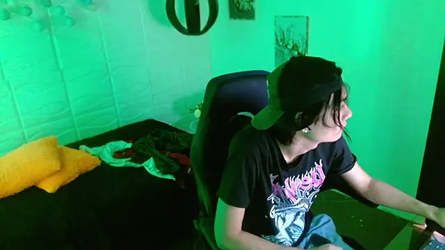 davoxer online show from 09/28/25, 05:46