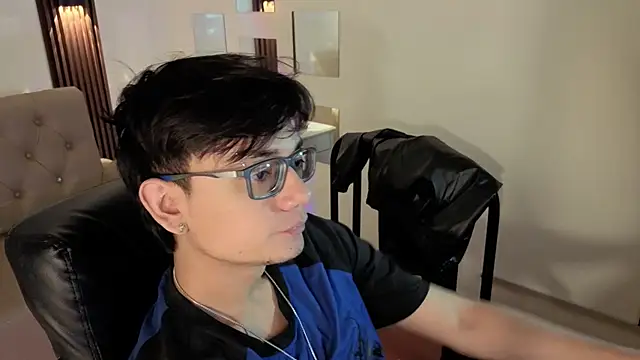 davoxer online show from 04/23/26, 04:03