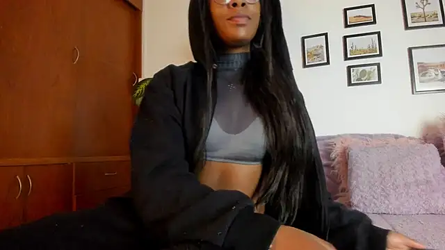 Coco joness online show from 11/13/25, 07:57