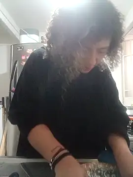 Snapshot of CATTALINAHOT chatting on 02/24/26, 08:29 CATTALINAHOT online show from 02/24/26, 08:29