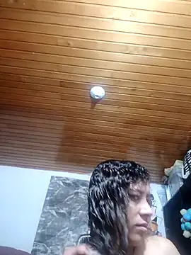 Snapshot of CATTALINAHOT chatting on 03/01/26, 01:02 CATTALINAHOT online show from 03/01/26, 01:02