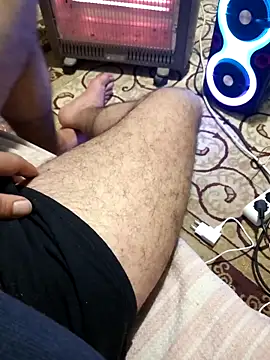 bullut06 online show from 11/18/25, 05:28