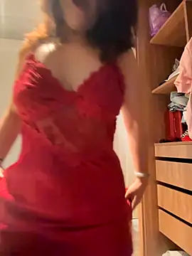 Snapshot of anna_yngs chatting on 09/24/25, 12:47 anna yngs online show from 09/24/25, 12:47