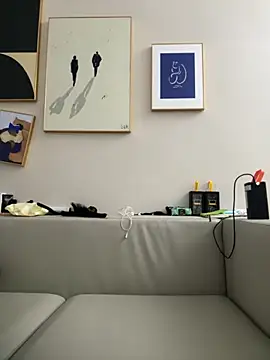 Snapshot of anna_yngs chatting on 10/12/25, 12:53 anna yngs online show from 10/12/25, 12:53