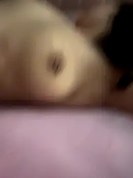 Snapshot of anna_yngs chatting on 10/28/25, 11:07 anna yngs online show from 10/28/25, 11:07