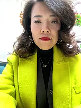 Snapshot of anna_yngs chatting on 11/10/25, 07:29 anna yngs online show from 11/10/25, 07:29