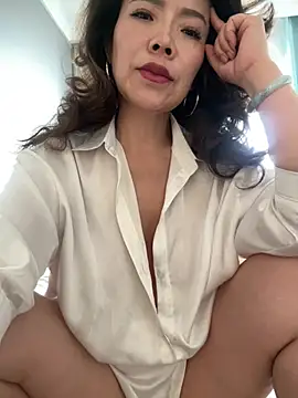 anna yngs online show from 07/22/26, 07:11