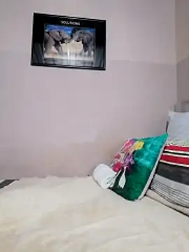 Snapshot of Yummyboomsbb chatting on 02/24/26, 09:07 Yummyboomsbb online show from 02/24/26, 09:07