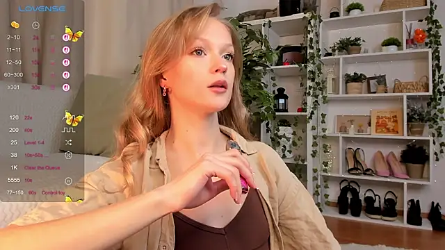 Kara smalltits online show from 11/03/25, 11:22