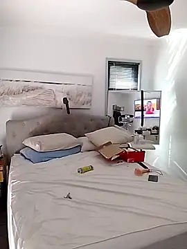 Snapshot of iamthepublickmasterbater chatting on 10/07/25, 11:13 iamthepublickmasterbater online show from 10/07/25, 11:13