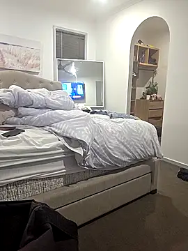 Snapshot of iamthepublickmasterbater chatting on 11/16/25, 07:19 iamthepublickmasterbater online show from 11/16/25, 07:19