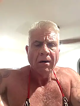 Snapshot of iamthepublickmasterbater chatting on 12/05/25, 04:03 iamthepublickmasterbater online show from 12/05/25, 04:03