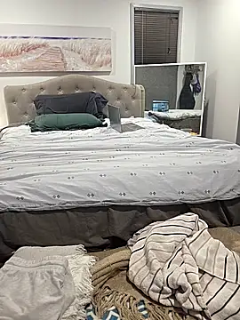 Snapshot of iamthepublickmasterbater chatting on 12/15/25, 01:48 iamthepublickmasterbater online show from 12/15/25, 01:48