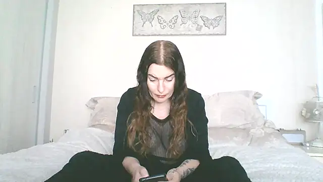 EllaKent online show from 03/18/26, 03:48